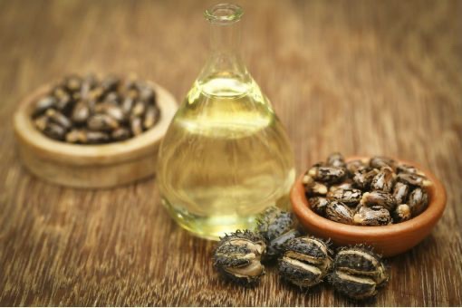 Huile de ricin : 10 utilisations et leurs bienfaits