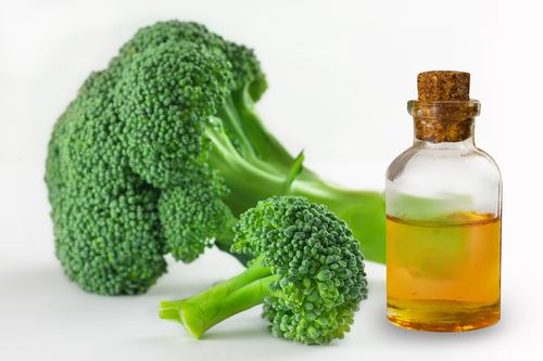 L’huile de brocoli : pour des cheveux crépus nourris et des boucles définies