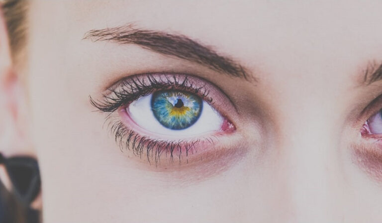 3 conseils efficaces pour éviter d’avoir les yeux secs