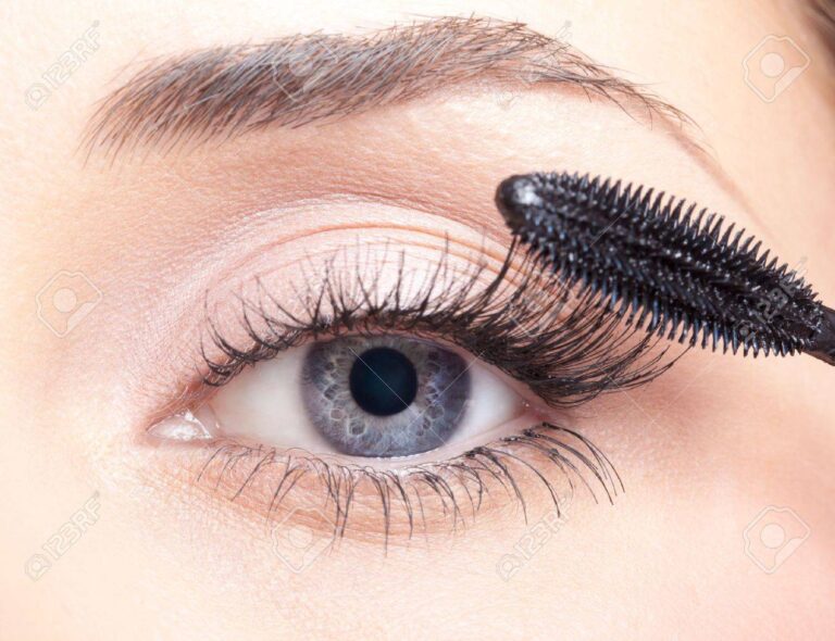 Le mascara waterproof, la parade anti-yeux de panda