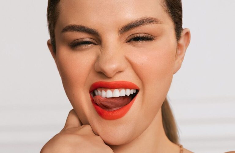Tout ce que l’on sait sur le make-up Rare Beauty de Selena Gomez