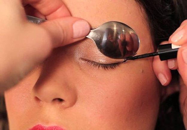 Beauté : tout ce qu’on peut faire avec une simple cuillère
