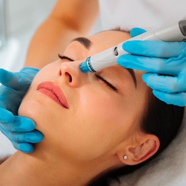 Hydrafacial, le soin nettoyant et hydratant qui donne une peau de bébé