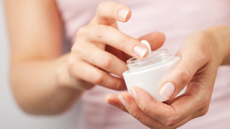 Les produits cosmétiques sont-ils dangereux  ?