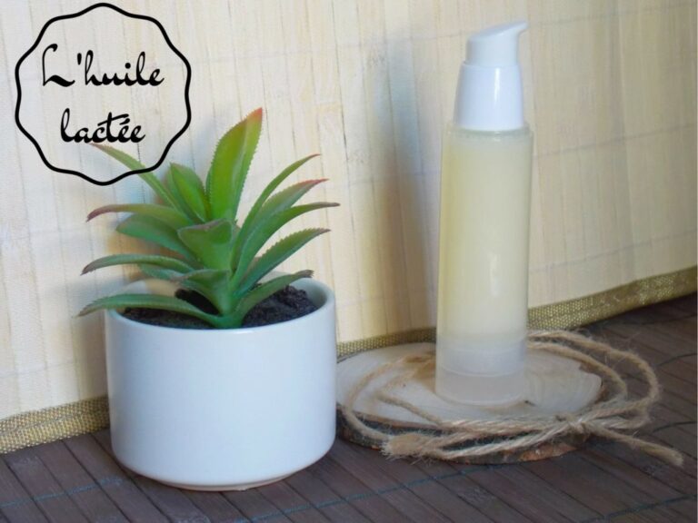 DIY : Huile démaquillante lactée avec seulement 2 ingrédients !