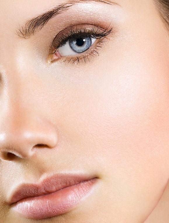 Comment faire un maquillage naturel des yeux