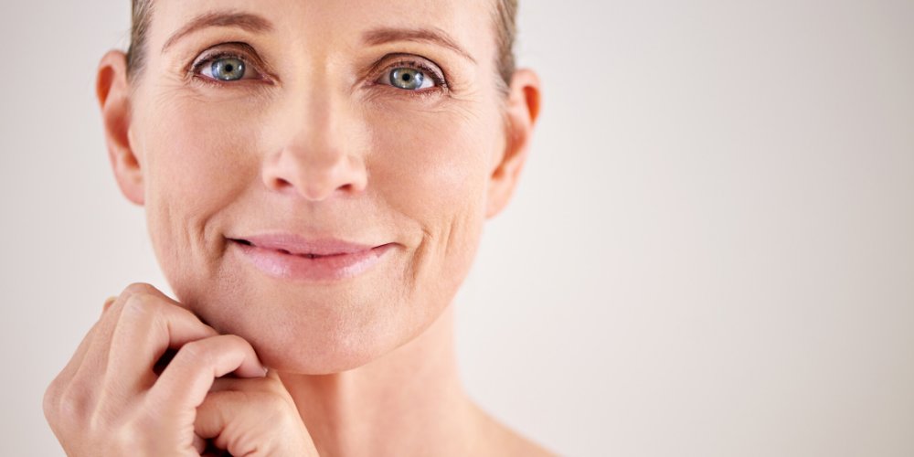 soin-anti-age-eau Crème anti-rides à 40 ans : laquelle choisir et comment l'appliquer ?